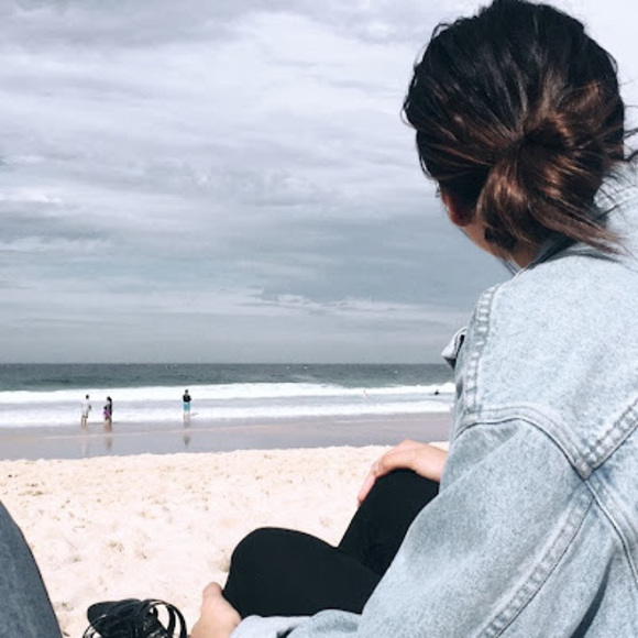 Meet your Posher, Magdiel - Picture 1 of 1